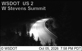 US 2 at MP 64.3: West Stevens Pass - Ski Lodge