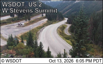 US 2 at MP 64.3: West Stevens Pass - Ski Lodge