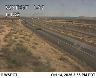 I-82 at MP 102.5: I-182 Interchange