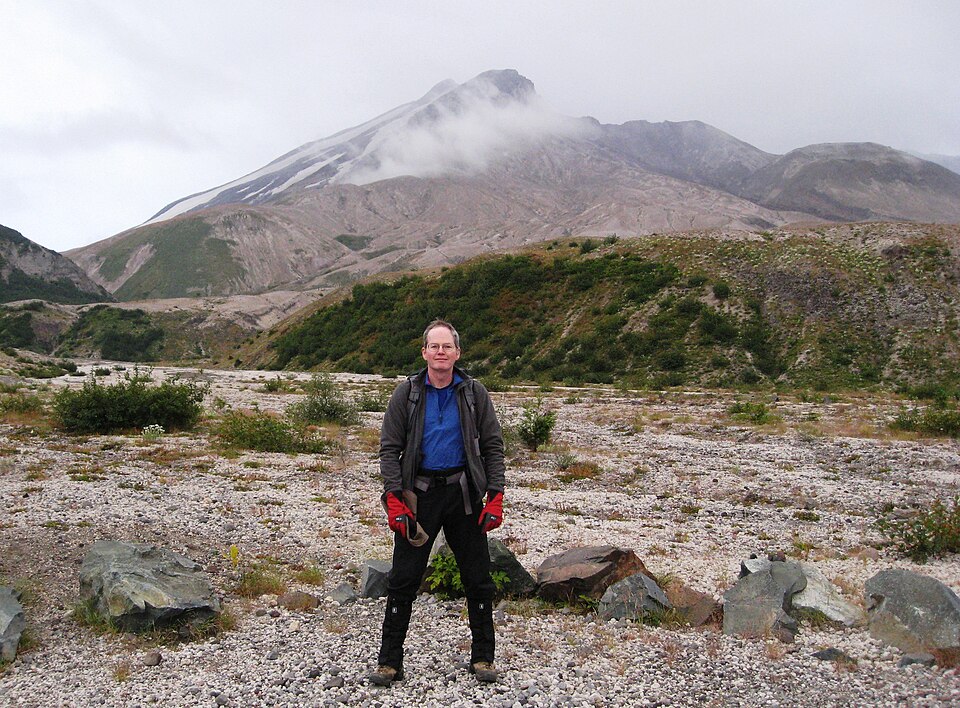Start of our hike into Mount Saint Helens crater, we headed up to the Crater Gla