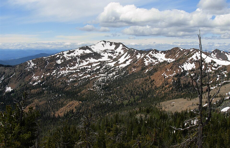 Earl Peak seen from near Navaho Peak