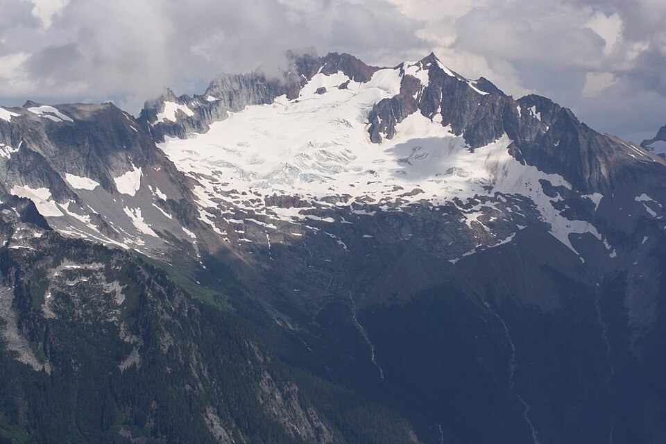 Boston Peak (center, partially obscured by cloud); Sahale Mountain (right center